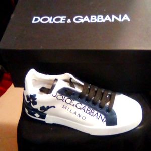 Ladies shoes luxury in Dolce and Gabbana shoes